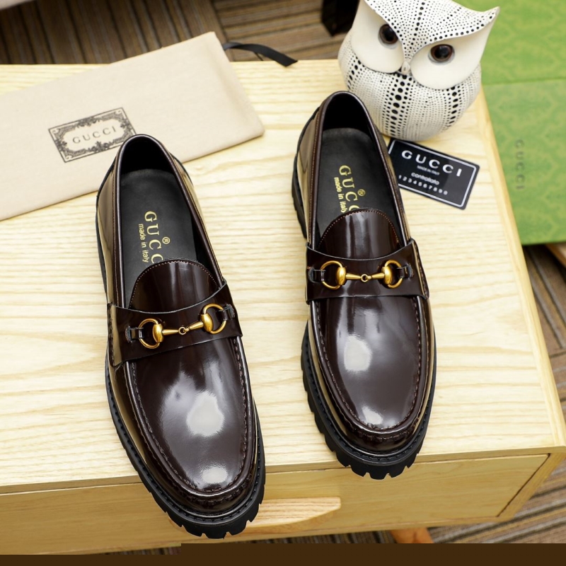 G*u*i leather shoes